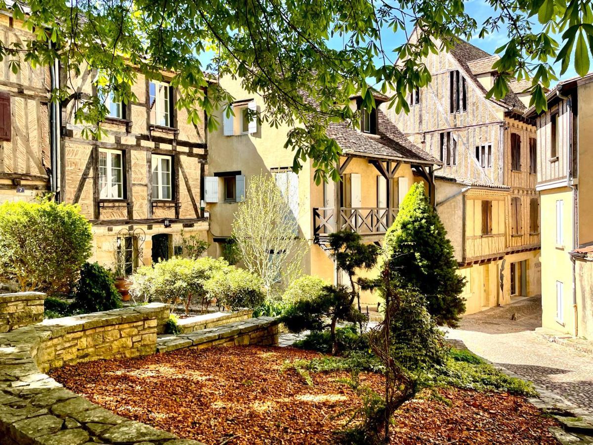 베르주라크 Le Logis Plantagenet B&B 외부 사진