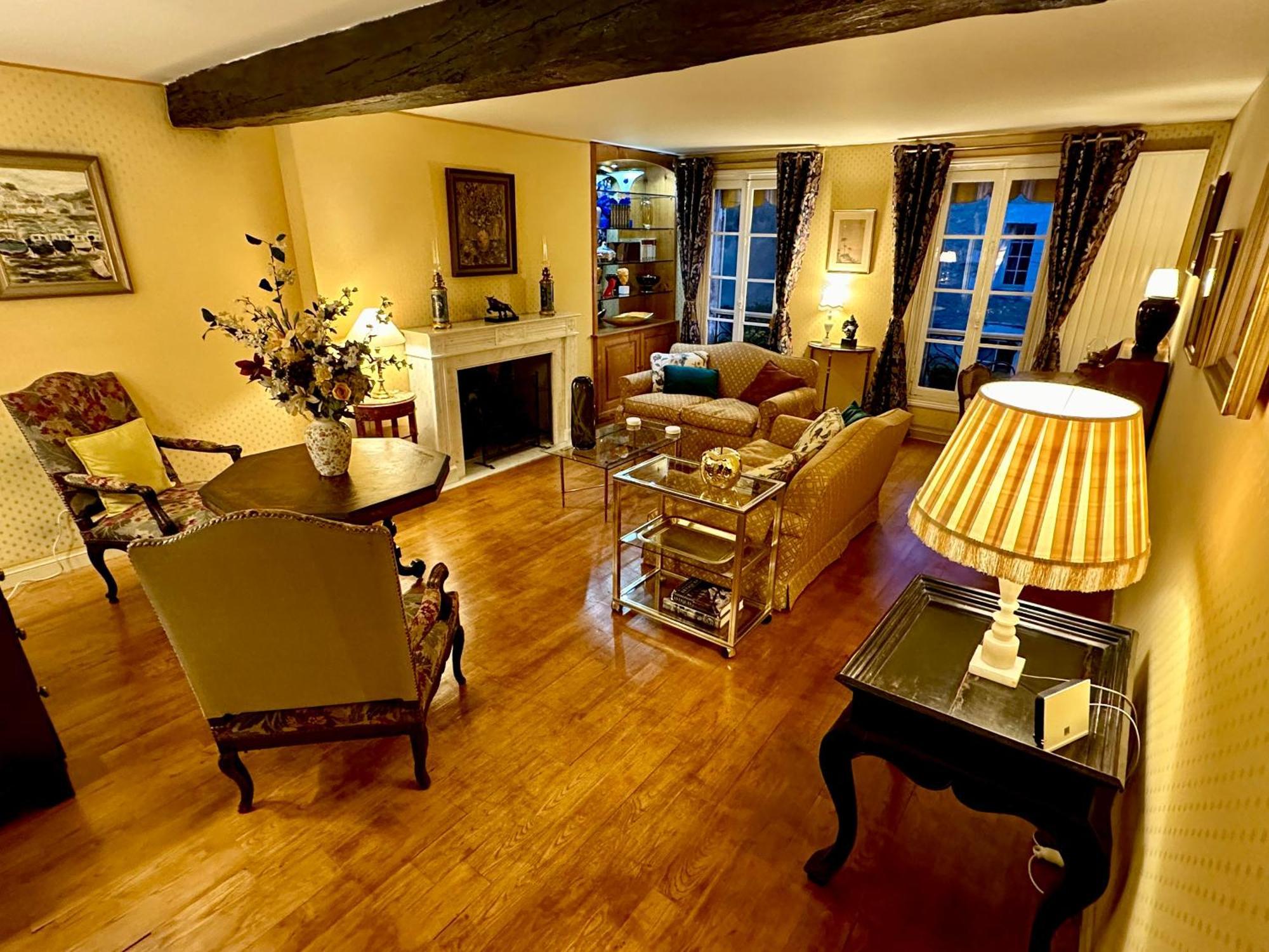베르주라크 Le Logis Plantagenet B&B 외부 사진